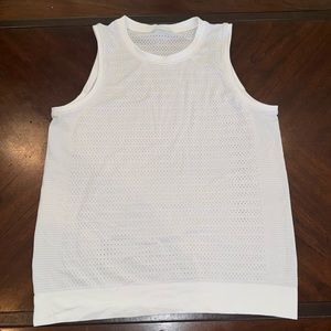 EUC Lululemon Breeze By muscle tank size 10